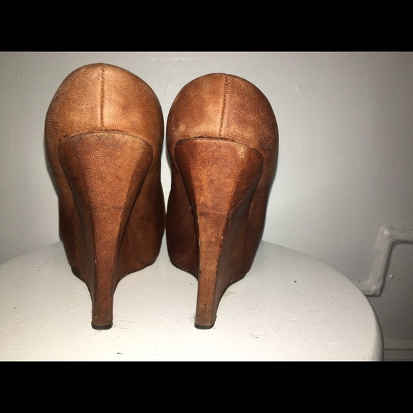 L.A.M.B clogs - Picture 3 of 5